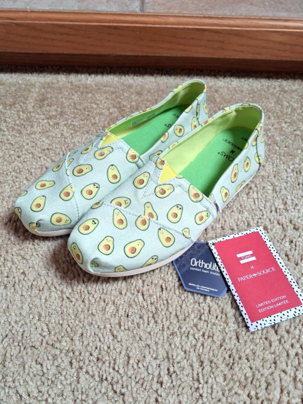 NWT TOMS x Paper Source Avocado Alpargata Slip-On Shoes sz W 7